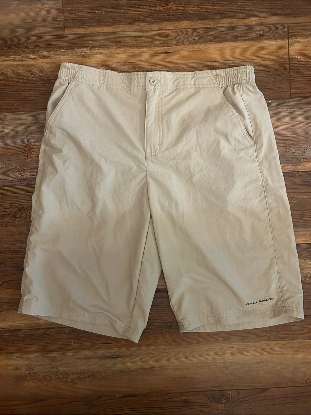 OshKosh Bgosh classic khaki